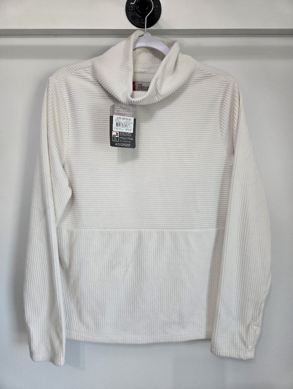 New. The American Outdoorsman Ribbed Cowl Neck Pullover Sweater Ivory White M